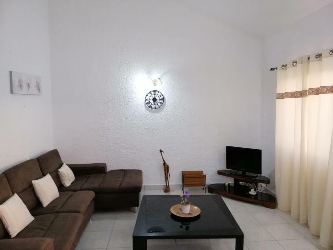 Residence Le Dattier, 2 Bedrooms Apartment, Flic-en-Flacq Exterior foto